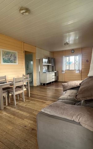 Casa para alugar com 70m², 2 quartos e 1 vaga Casa para alugar com 70m², 2 quartos e 1 vagaSala