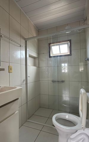 Casa para alugar com 70m², 2 quartos e 1 vaga Casa para alugar com 70m², 2 quartos e 1 vagaBanheiro