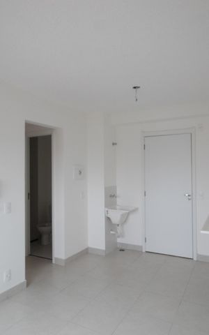 Apartamento à venda com 32m², 2 quartos e sem vaga Apartamento à venda com 32m², 2 quartos e sem vagaSala / Cozinha