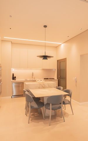 Apartamento à venda com 170m², 3 quartos e 2 vagas Apartamento à venda com 170m², 3 quartos e 2 vagasCozinha