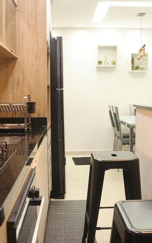 Apartamento à venda com 86m², 2 quartos e 1 vaga Apartamento à venda com 86m², 2 quartos e 1 vagaCozinha