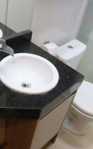 Apartamento à venda com 86m², 2 quartos e 1 vaga Apartamento à venda com 86m², 2 quartos e 1 vagaBanheiro 1
