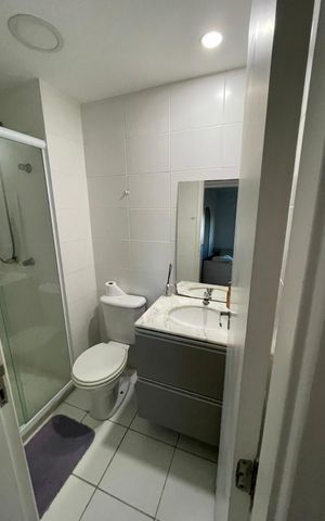 Apartamento à venda com 53m², 2 quartos e 1 vaga Apartamento à venda com 53m², 2 quartos e 1 vagaBanheiro 1