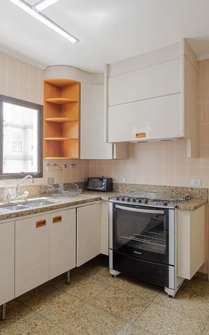 Apartamento para alugar com 230m², 5 quartos e 3 vagasCozinha