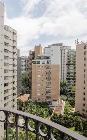 Apartamento para alugar com 230m², 5 quartos e 3 vagasVista varanda suíte 1