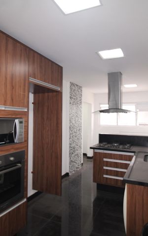 Apartamento à venda com 92m², 2 quartos e 1 vagaCozinha / Área de Serviço