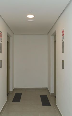 Apartamento para alugar com 35m², 2 quartos e sem vagaÁrea comum - Saguão do andar