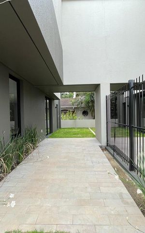 Casa à venda com 118m², 3 quartos e 2 vagas