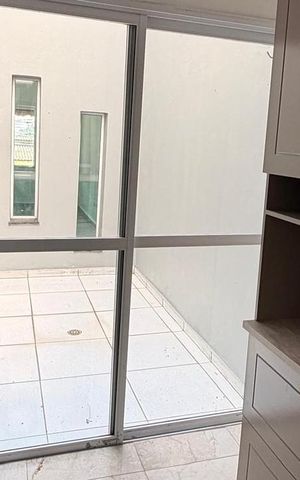Casa para alugar com 125m², 3 quartos e 2 vagas Casa para alugar com 125m², 3 quartos e 2 vagasCozinha
