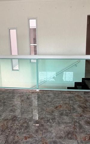 Casa para alugar com 125m², 3 quartos e 2 vagas Casa para alugar com 125m², 3 quartos e 2 vagasSala