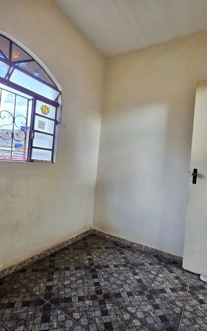 Casa para alugar com 220m², 3 quartos e sem vaga Casa para alugar com 220m², 3 quartos e sem vagaQuarto 2