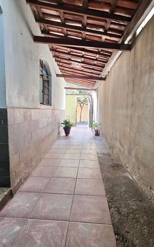 Casa para alugar com 220m², 3 quartos e sem vaga Casa para alugar com 220m², 3 quartos e sem vagaÁrea da casa