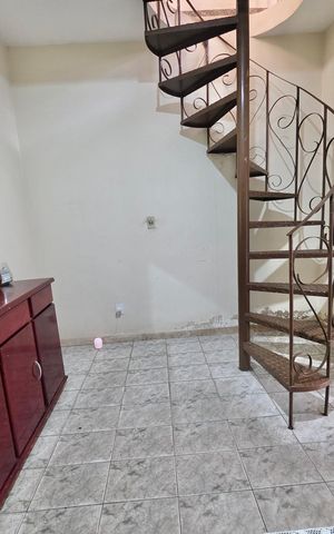 Casa para alugar com 220m², 3 quartos e sem vaga Casa para alugar com 220m², 3 quartos e sem vagaCopa