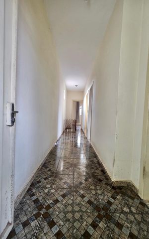 Casa para alugar com 220m², 3 quartos e sem vaga Casa para alugar com 220m², 3 quartos e sem vagaCorredor
