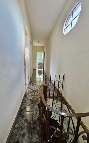 Casa para alugar com 220m², 3 quartos e sem vaga Casa para alugar com 220m², 3 quartos e sem vagaCorredor