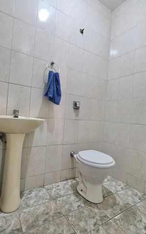 Casa para alugar com 220m², 3 quartos e sem vaga Casa para alugar com 220m², 3 quartos e sem vagaBanheiro