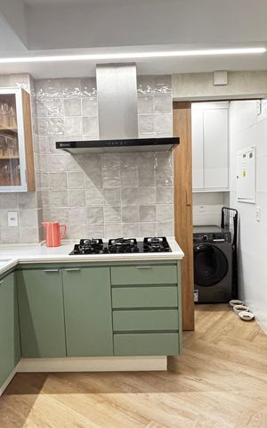 Apartamento à venda com 79m², 2 quartos e 2 vagas Apartamento à venda com 79m², 2 quartos e 2 vagasCozinha