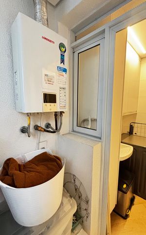 Apartamento à venda com 79m², 2 quartos e 2 vagas Apartamento à venda com 79m², 2 quartos e 2 vagasÁrea de Serviço - Varanda