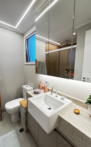 Apartamento à venda com 79m², 2 quartos e 2 vagas Apartamento à venda com 79m², 2 quartos e 2 vagasBanheiro da Suíte 1