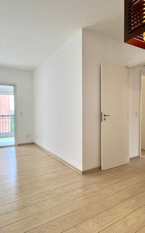 Apartamento à venda com 98m², 3 quartos e 2 vagas Apartamento à venda com 98m², 3 quartos e 2 vagasSala