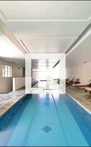 Apartamento à venda com 98m², 3 quartos e 2 vagas Apartamento à venda com 98m², 3 quartos e 2 vagasÁrea comum - Piscina