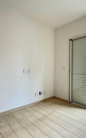 Apartamento à venda com 98m², 3 quartos e 2 vagas Apartamento à venda com 98m², 3 quartos e 2 vagasSuite