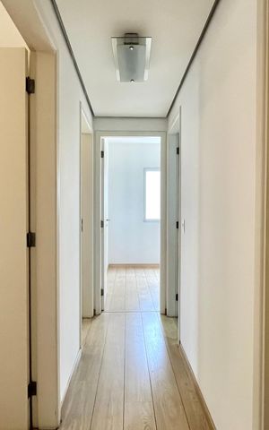 Apartamento à venda com 98m², 3 quartos e 2 vagas Apartamento à venda com 98m², 3 quartos e 2 vagasCorredor