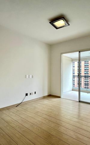 Apartamento à venda com 98m², 3 quartos e 2 vagas Apartamento à venda com 98m², 3 quartos e 2 vagasSala
