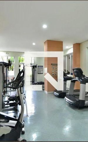 Apartamento à venda com 98m², 3 quartos e 2 vagas Apartamento à venda com 98m², 3 quartos e 2 vagasÁrea comum - Academia
