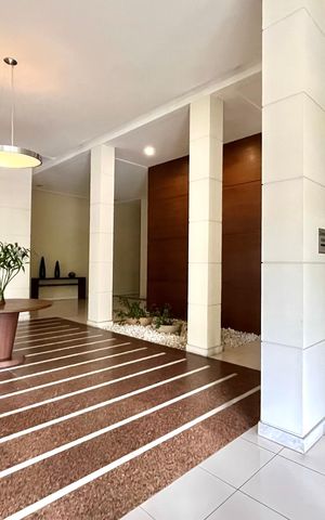 Apartamento à venda com 98m², 3 quartos e 2 vagas Apartamento à venda com 98m², 3 quartos e 2 vagasHall social