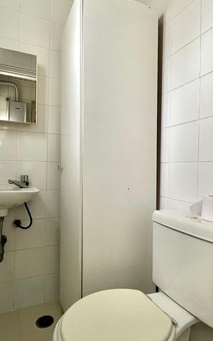 Apartamento à venda com 98m², 3 quartos e 2 vagas Apartamento à venda com 98m², 3 quartos e 2 vagasBanheiro de serviço