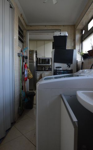 Apartamento à venda com 85m², 3 quartos e 1 vagaÁrea de serviço