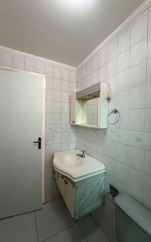 Apartamento à venda com 54m², 2 quartos e 1 vaga Apartamento à venda com 54m², 2 quartos e 1 vagaBanheiro Social