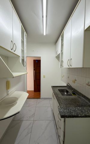 Apartamento à venda com 54m², 2 quartos e 1 vaga Apartamento à venda com 54m², 2 quartos e 1 vagaCozinha
