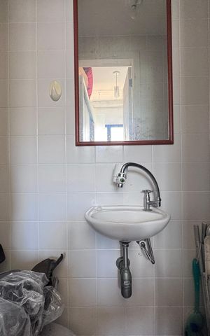Apartamento para alugar com 90m², 3 quartos e 2 vagas Apartamento para alugar com 90m², 3 quartos e 2 vagasCozinha e Área de Serviço - Banheiro