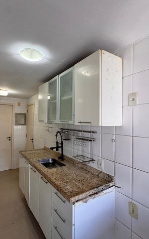 Apartamento para alugar com 90m², 3 quartos e 2 vagas Apartamento para alugar com 90m², 3 quartos e 2 vagasCozinha e Área de Serviço