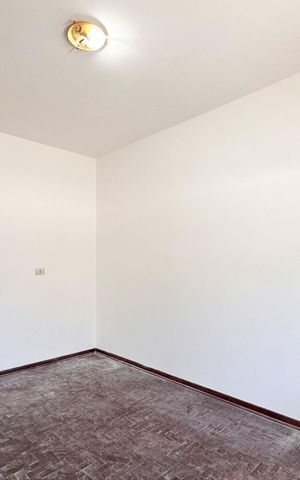 Casa para alugar com 300m², 3 quartos e 3 vagas Casa para alugar com 300m², 3 quartos e 3 vagasQuarto 1