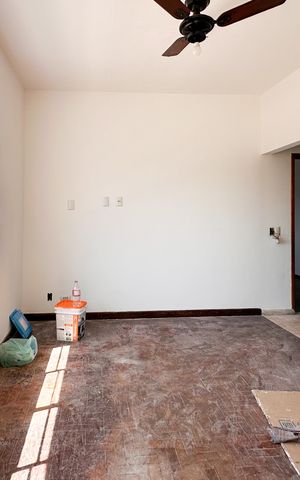 Casa para alugar com 300m², 3 quartos e 3 vagas Casa para alugar com 300m², 3 quartos e 3 vagasSala