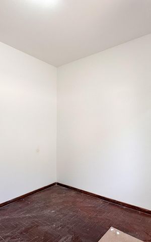 Casa para alugar com 300m², 3 quartos e 3 vagas Casa para alugar com 300m², 3 quartos e 3 vagasQuarto 2