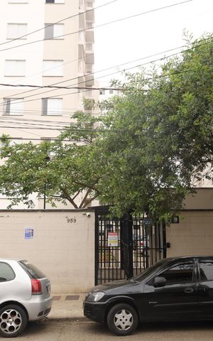 Apartamento para alugar com 37m², 2 quartos e sem vagaFachada