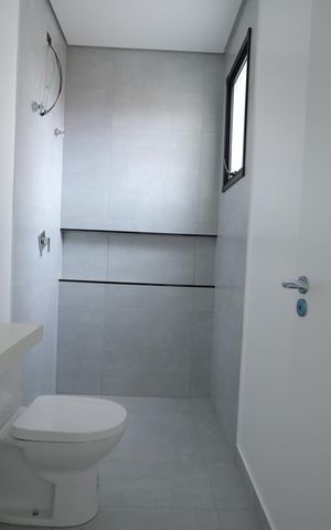 Casa à venda com 298m², 3 quartos e 4 vagasBanheiro da Suíte 2