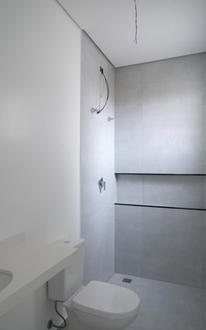 Casa à venda com 298m², 3 quartos e 4 vagasBanheiro da Suíte 2