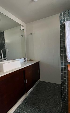 Apartamento para alugar com 120m², 2 quartos e 2 vagas Apartamento para alugar com 120m², 2 quartos e 2 vagasBanheiro 1