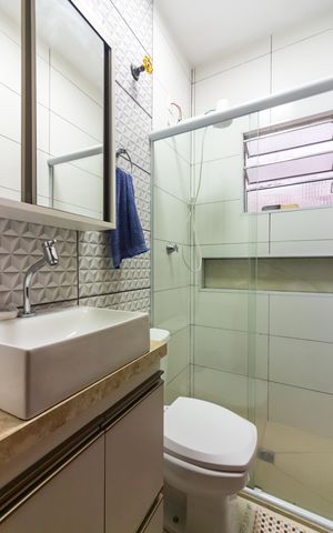 Casa à venda com 140m², 4 quartos e 2 vagasBanheiro 2
