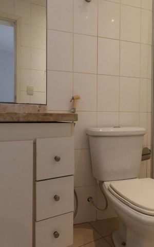 Apartamento para alugar com 63m², 2 quartos e 1 vaga Apartamento para alugar com 63m², 2 quartos e 1 vagaBanheiro da Suíte