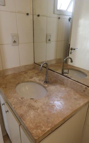 Apartamento para alugar com 63m², 2 quartos e 1 vaga Apartamento para alugar com 63m², 2 quartos e 1 vagaBanheiro da Suíte