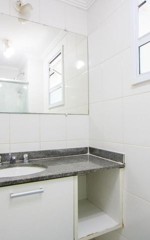 Apartamento para alugar com 57m², 3 quartos e 1 vaga Apartamento para alugar com 57m², 3 quartos e 1 vagaBanheiro
