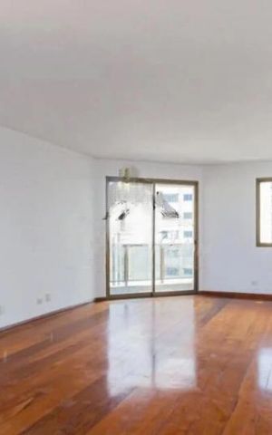 Apartamento à venda com 174m², 2 quartos e 3 vagas
