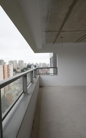 Apartamento à venda com 132m², 3 quartos e 2 vagasVaranda