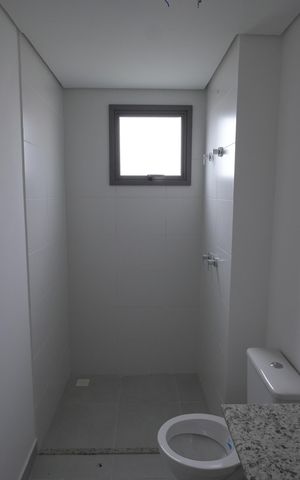 Apartamento à venda com 132m², 3 quartos e 2 vagasBanheiro da Suíte 3